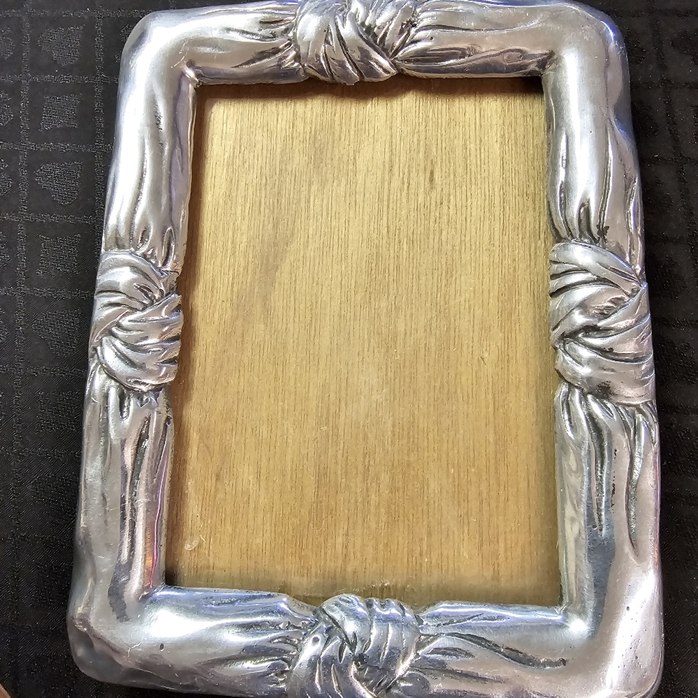 Chrome Knot Frame